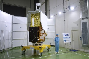 Präsentation des ASNARO 2 Satelliten