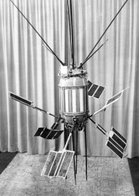 Ausstellungsmodell des Elektron 1 Satelliten