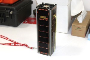 der Firefly CubeSat vor dem Start