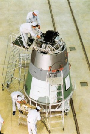 Startvorbereitungen an einem JB-1A Satelliten