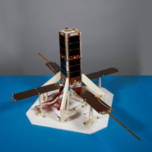 der Prototyp des GSky 1 Satelliten (des späteren Dodona)