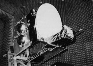 GStar Satellit in der Testkammer von RCA