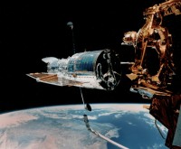 Freisetzen des Hubble Space Telescope