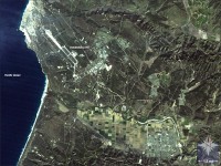 Landsat 4 Aufnahme der Pazifikküste (links oben die VAFB)