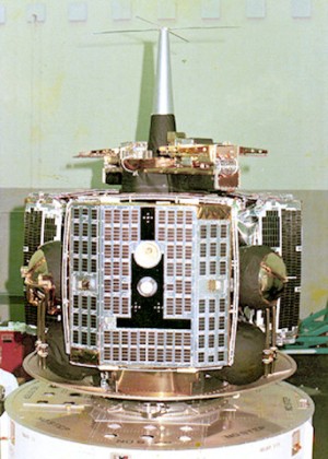 Multiple Spacecraft Dispenser für die ersten NOSS Satelliten