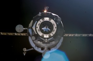 Progress M-55 im Anflug auf die ISS