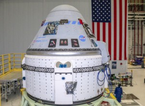 Starliner SC2 bei der Vorbereitung auf die OFT-2 Mission