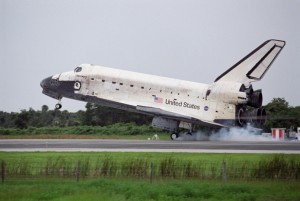 Landung der „Discovery“ zum Abschluß der STS-121 Mission