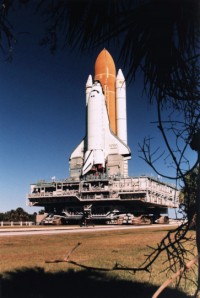 Rollout der „Atlantis“ zur Mission STS-81