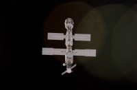 Blick auf die ISS beim Anflug von STS-92