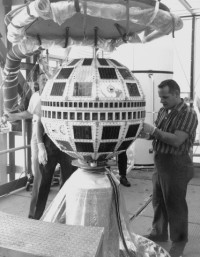 Telstar II bei der Startvorbereitung