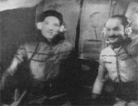 B. Wolynow (links) und W. Sholobow an Bord von Saljut 5